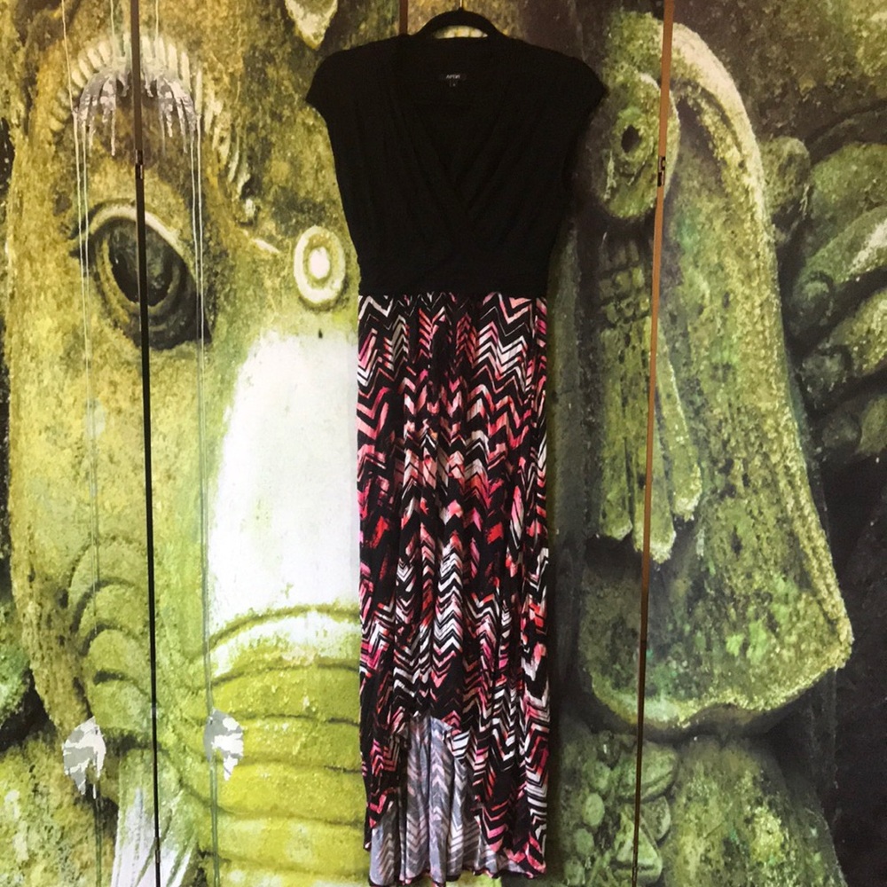 Sleeveless hi-low maxi dress